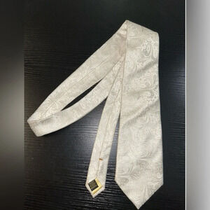 Donald Trump Suit Designer Tie Silver Paisley